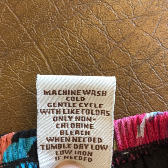 Kim Rogers Petite Floral Skirt - Picture 8 of 8